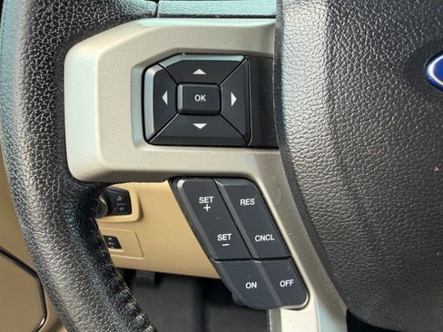 Used 2016 Ford F150 Lariat AWD/4WD image 17