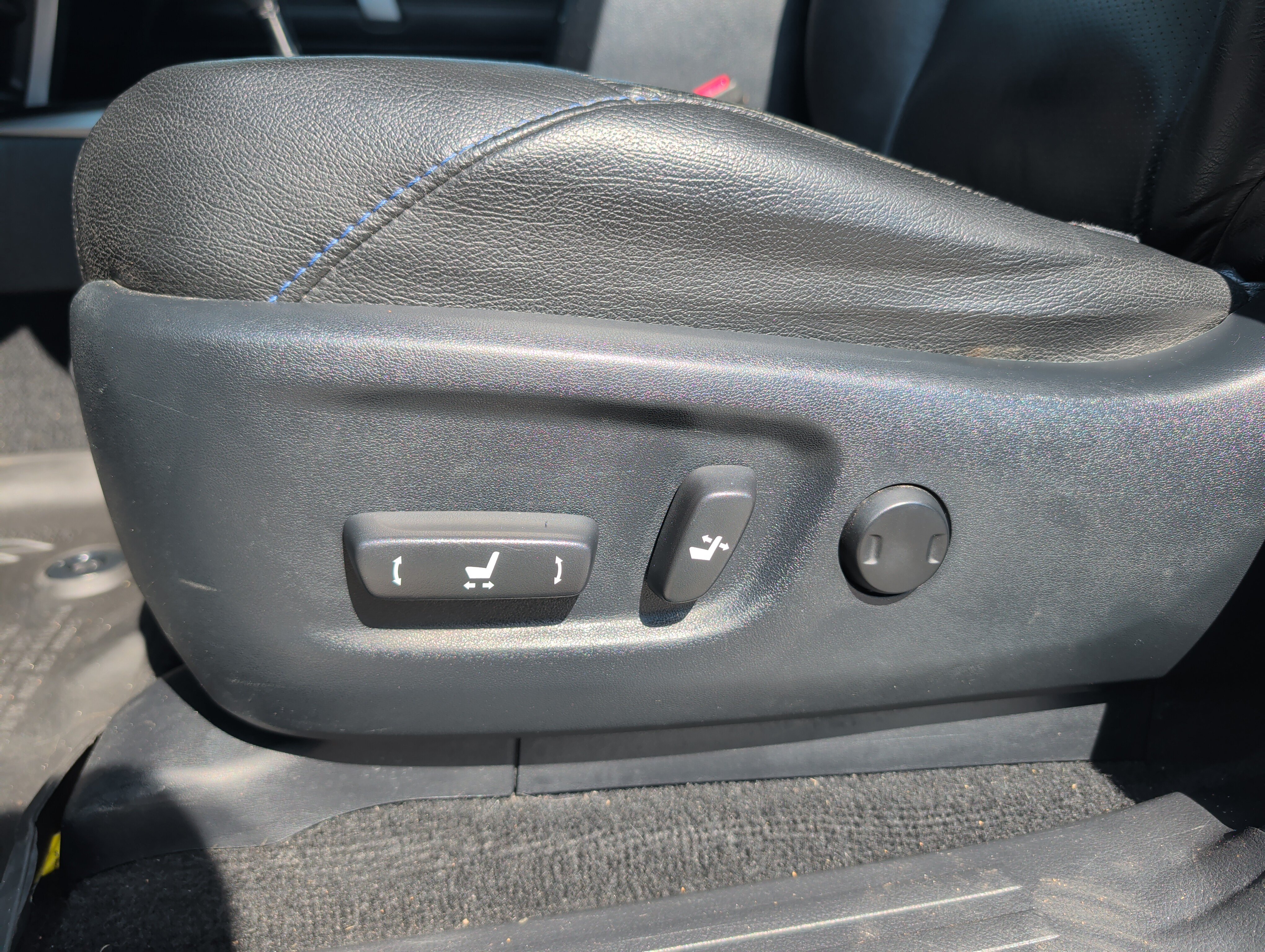 Used 2016 Toyota 4Runner SR5 RWD image 45