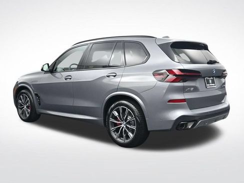 New 2026 BMW X5 xDrive50e w/ M Sport Package AWD/4WD image 7
