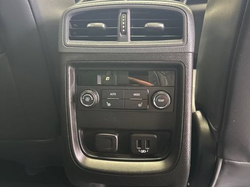 Used 2020 Buick Envision Essence w/ Experience Buick Package FWD image 22