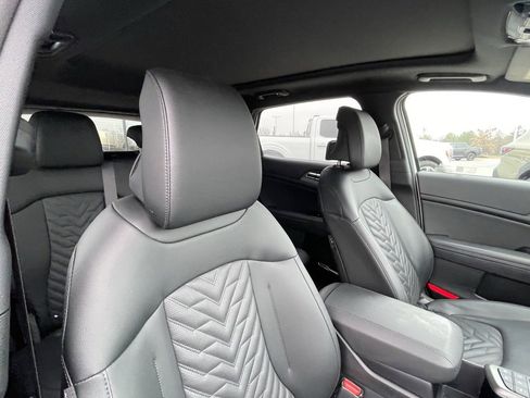 Certified 2026 Kia Sportage X-Pro Prestige image 32