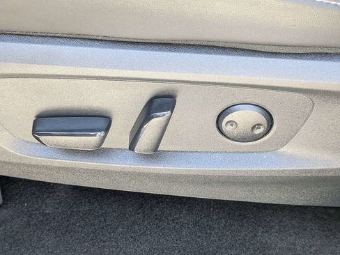 Used 2024 Nissan Pathfinder Platinum w/ Cargo Package FWD image 22