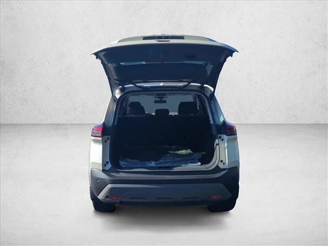 Used 2023 Nissan Rogue SV AWD/4WD image 6