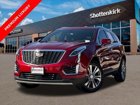 Used 2023 Cadillac XT5 Premium Luxury w/ Technology Package FWD image 1