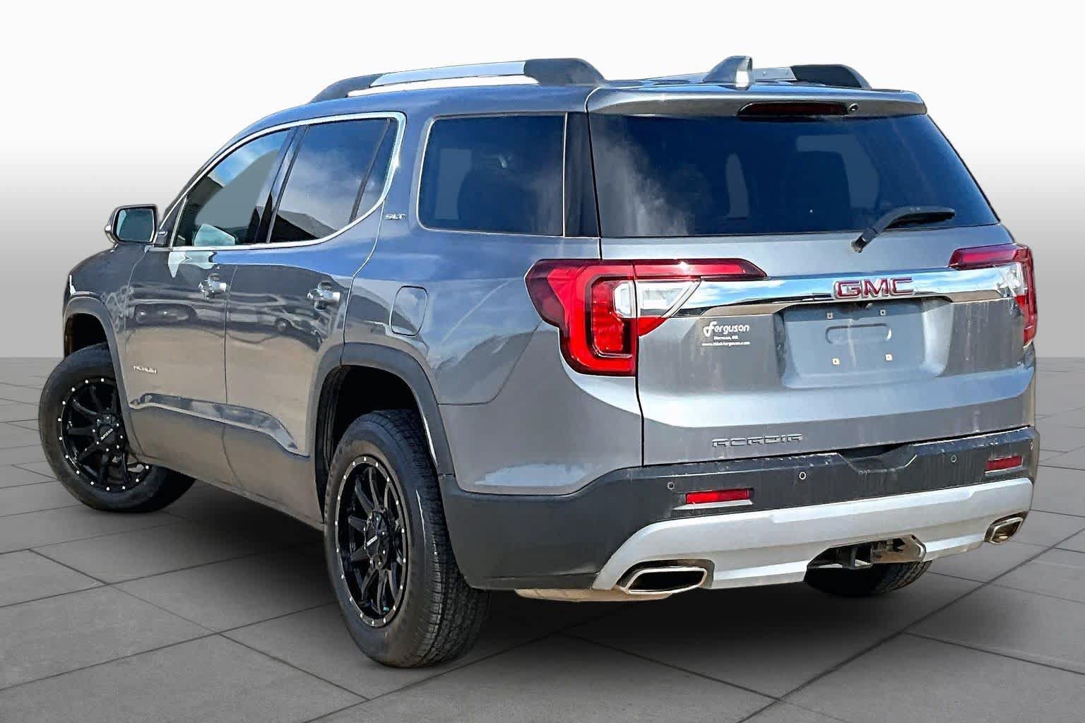 Used 2021 GMC Acadia SLT FWD image 10