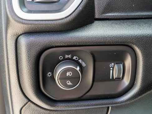 Used 2022 RAM 1500 Big Horn image 17