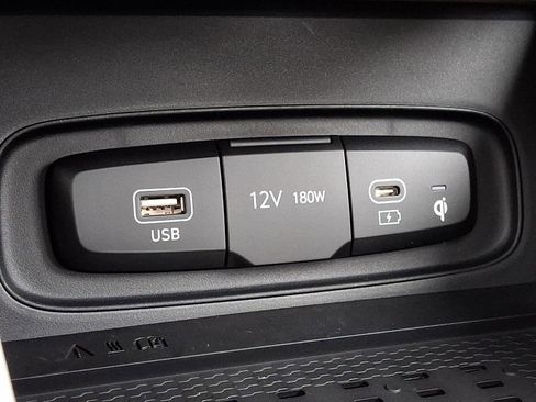 New 2026 Hyundai Venue SEL image 16