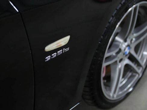 Used 2011 BMW 335is Coupe image 10