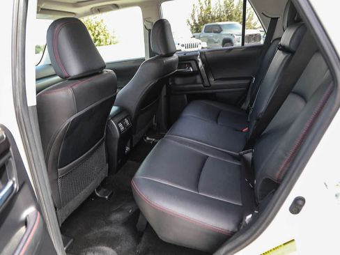 Used 2023 Toyota 4Runner TRD Off-Road Premium w/ Off Road Premium Plus Package AWD/4WD image 18