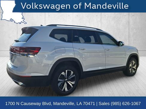Used 2026 Volkswagen Atlas SE FWD image 5