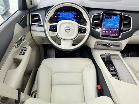 Used 2025 Volvo XC90 B6 Plus w/ Protection Package Premier AWD/4WD image 52