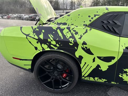 Used 2015 Dodge Challenger R/T Scat Pack image 17