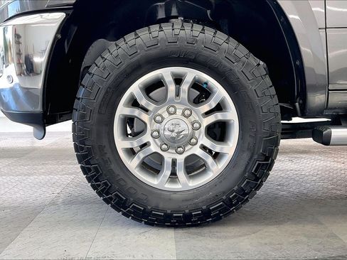 Used 2016 RAM 2500 Laramie AWD/4WD image 7