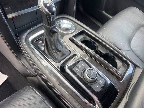 Used 2024 INFINITI QX80 Luxe image 24