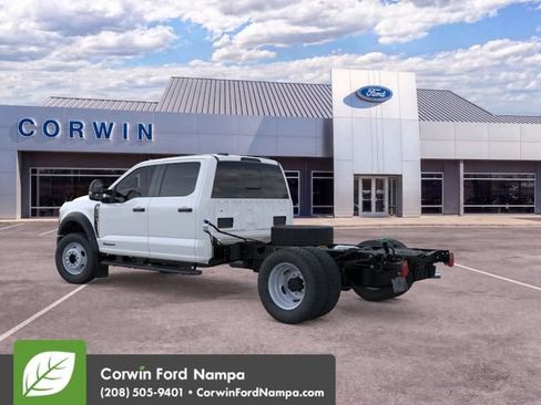 New 2026 Ford F550 4x4 Crew Cab image 15