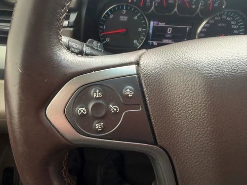 Used 2015 Chevrolet Suburban LT AWD/4WD image 13