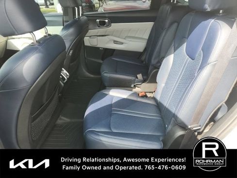 Used 2022 Kia Sorento SX Prestige w/ Panoramic Sunroof Package AWD/4WD image 10