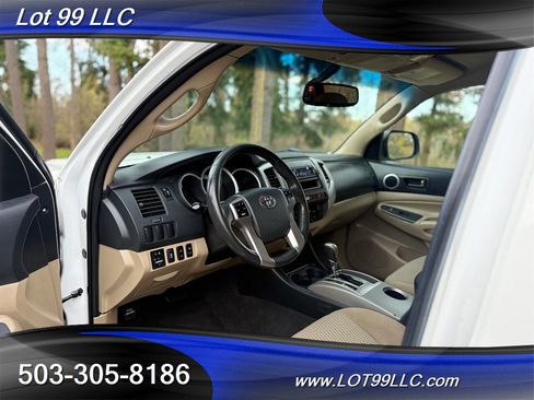 Used 2012 Toyota Tacoma PreRunner w/ SR5 Pkg image 20