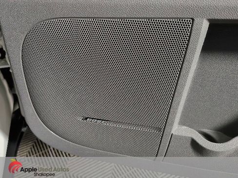 Used 2014 GMC Acadia SLT image 46