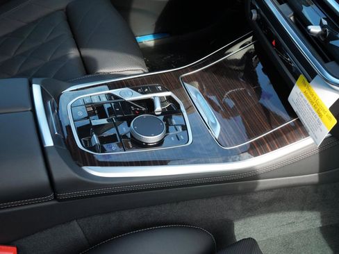 New 2026 BMW X5 xDrive50e w/ Climate Comfort Package image 5