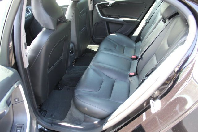 Used 2017 Volvo S60 T5 Dynamic FWD image 14