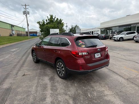 Used 2016 Subaru Outback 2.5i Limited AWD/4WD image 5