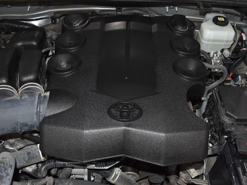 Used 2021 Toyota 4Runner TRD Off-Road AWD/4WD image 7