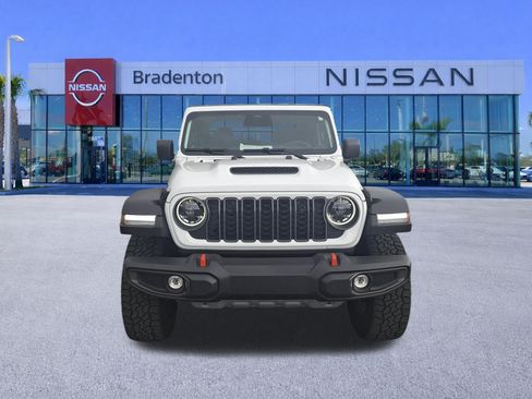 Used 2026 Jeep Gladiator Mojave AWD/4WD image 2