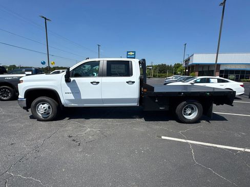New 2026 Chevrolet Silverado 3500 W/T w/ WT Convenience Package AWD/4WD image 9