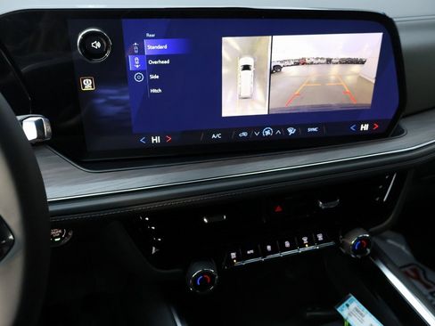 New 2026 Chevrolet Suburban LS image 25