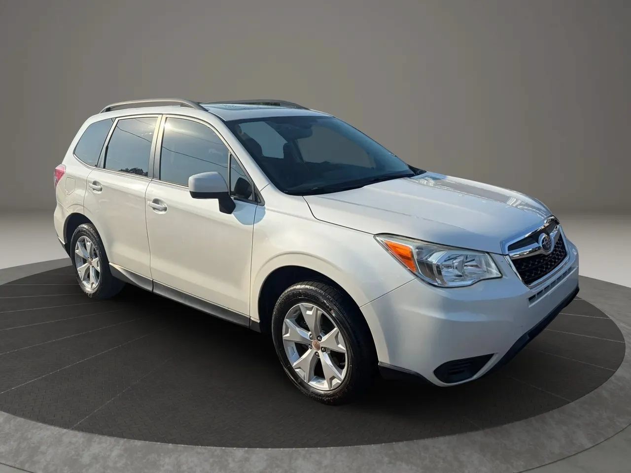 Used 2015 Subaru Forester 2.5i Premium AWD/4WD image 7