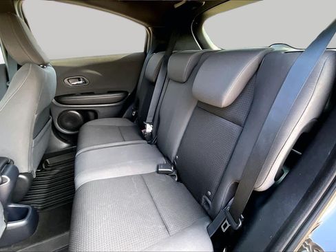 Used 2021 Honda HR-V Sport image 21