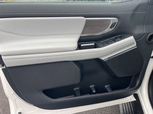 New 2026 Ford Expedition Max Platinum w/ Platinum Ultimate Package image 11