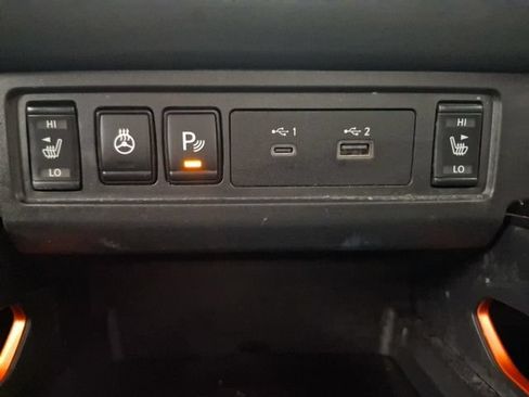 Used 2022 Nissan Frontier Pro-X RWD image 27