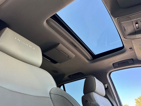 Used 2016 GMC Yukon Denali w/ Open Road Package image 18