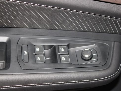 New 2026 Volkswagen Atlas SEL image 14