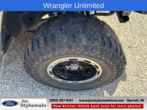 Used 2008 Jeep Wrangler Unlimited Sahara AWD/4WD image 13