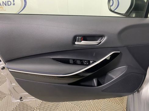 Used 2020 Toyota Corolla XSE image 13