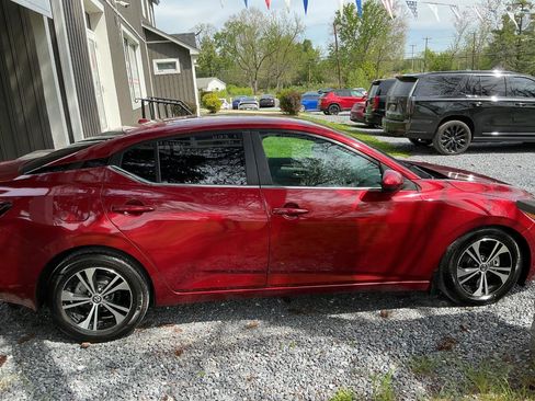 Used 2021 Nissan Sentra SV FWD image 6