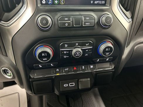 Used 2022 Chevrolet Silverado 1500 RST w/ Bed Protection Package image 16