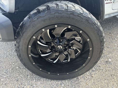 Used 2020 Jeep Wrangler Unlimited Rubicon w/ LED Lighting Group image 10