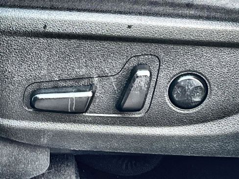 Used 2023 Hyundai Santa Fe SEL image 13