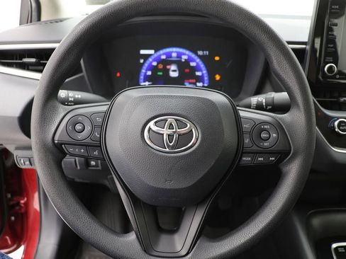 Used 2022 Toyota Corolla LE image 16