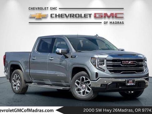 New 2026 GMC Sierra 1500 SLT w/ SLT Premium Plus Package AWD/4WD image 1