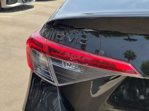 Used 2022 Honda Civic Sport image 26