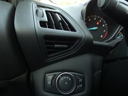 Used 2015 Ford Escape SE FWD image 22
