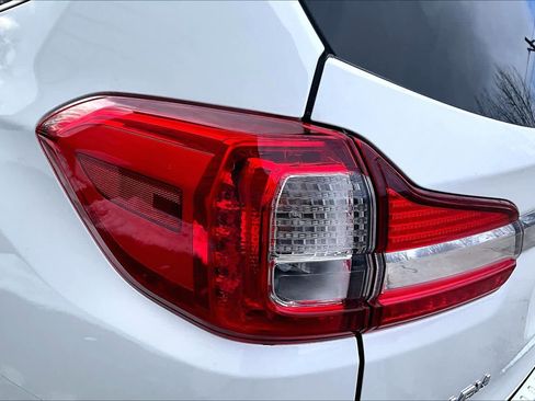 Used 2019 Subaru Ascent Limited image 27