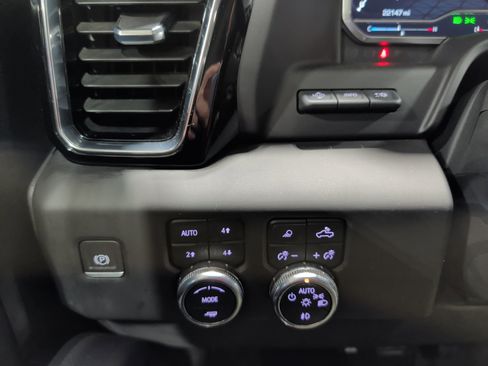 Used 2023 GMC Sierra 1500 Denali w/ Denali Reserve Package image 11