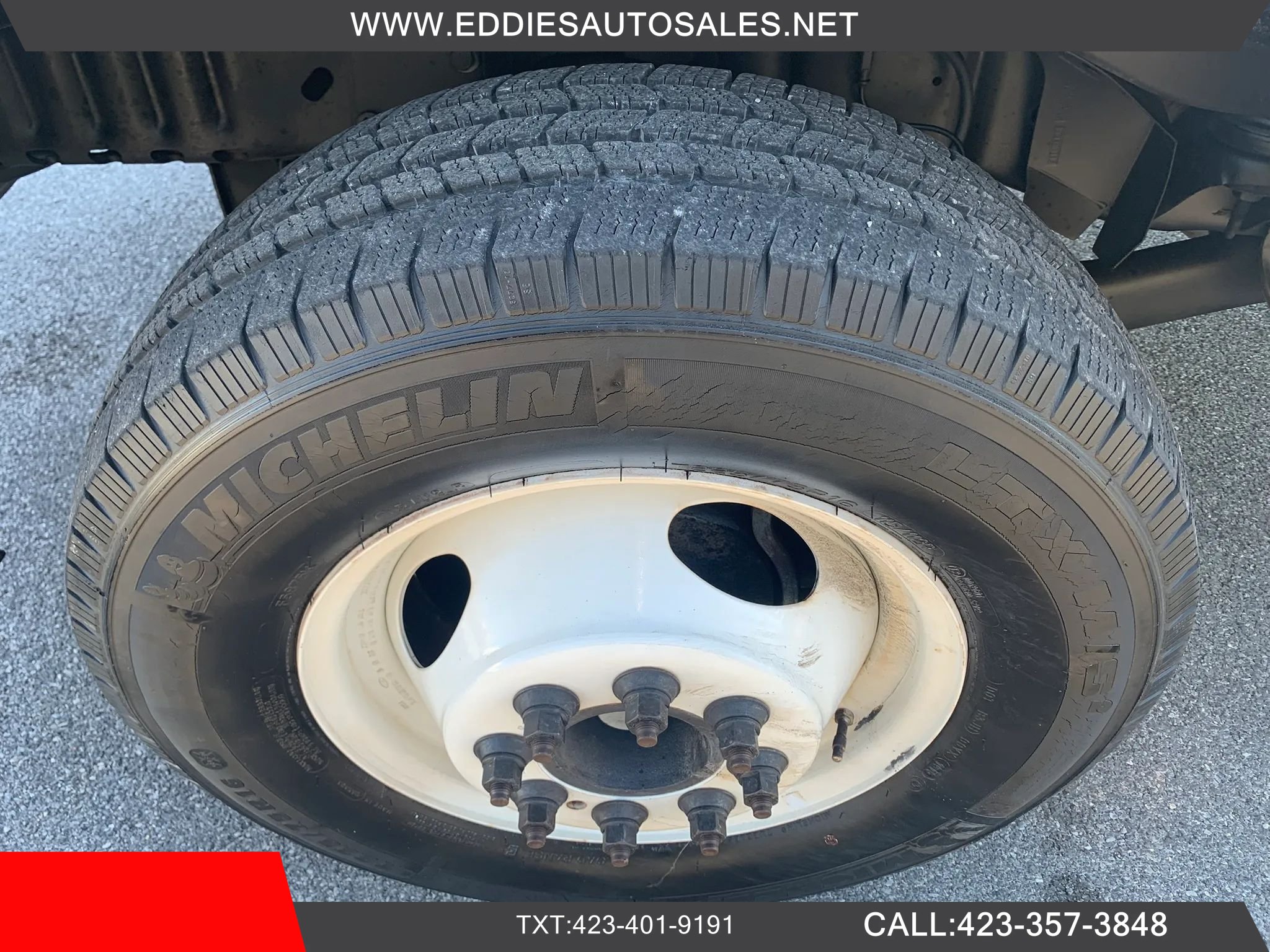 Used 2017 Ford E-450 and Econoline 450 Super Duty w/ Power Windows & Locks Group RWD image 32