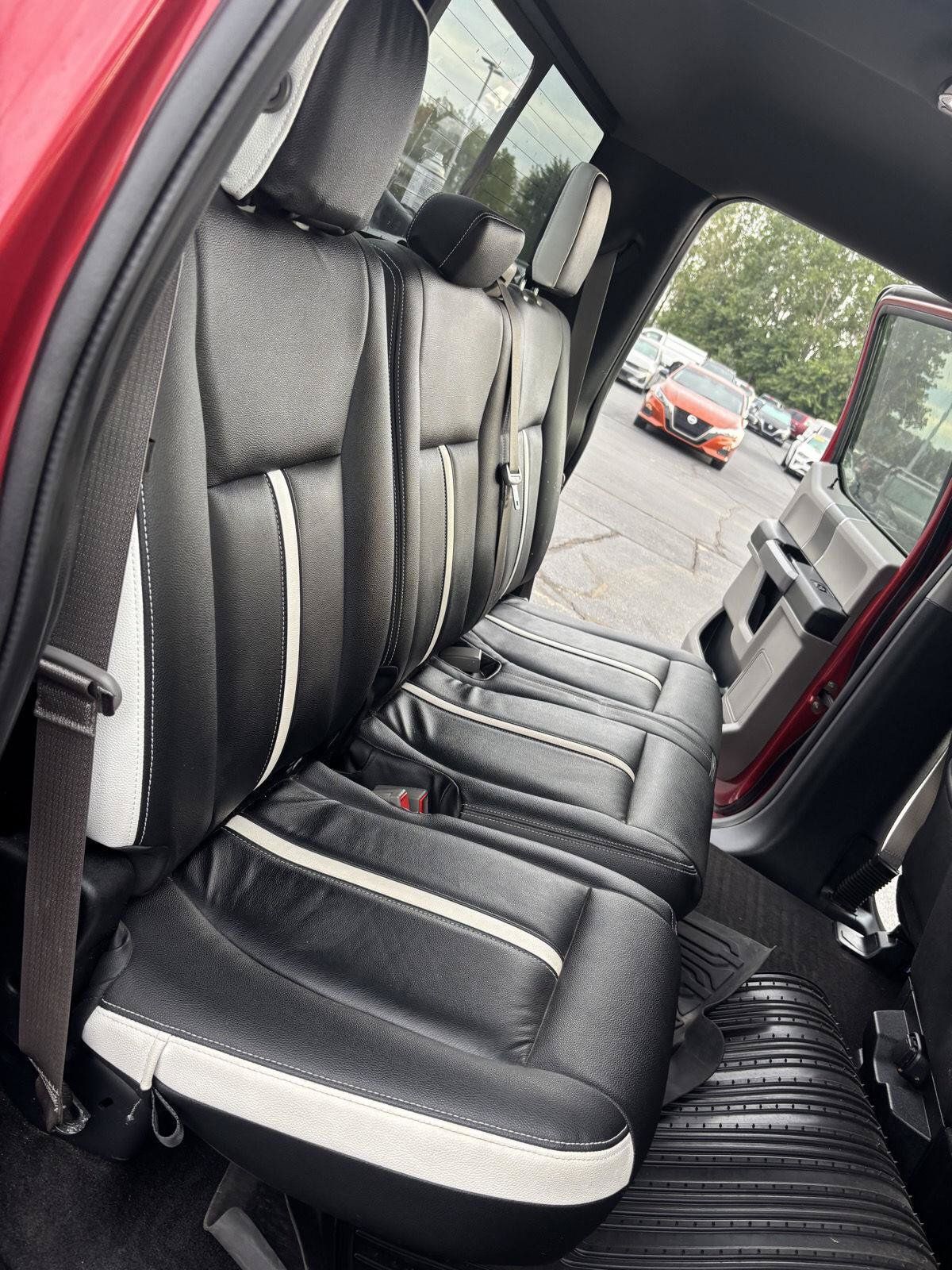 Used 2019 Ford F150 XLT w/ Equipment Group 302A Luxury AWD/4WD image 7